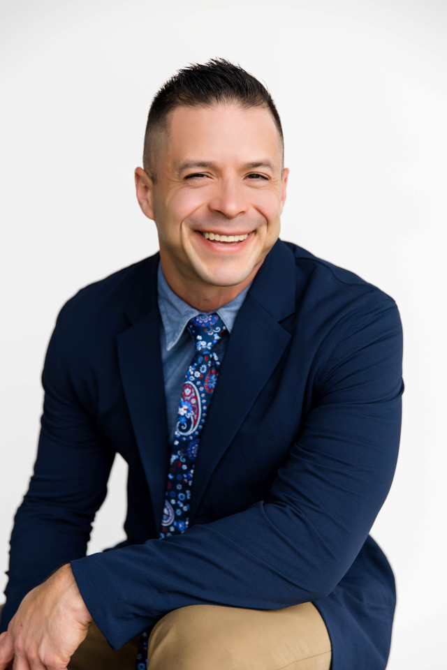 headshot of Erik Dominguez